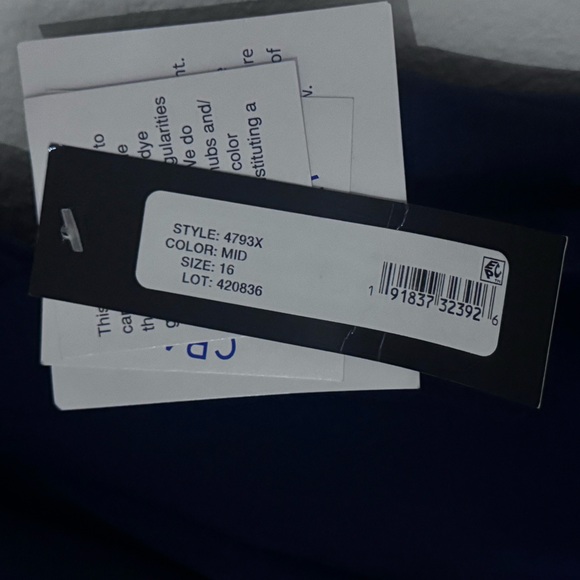 NWT Xscape Long Off Shoulder Sweetheart Neck Side Ruffle Gown, Navy Sz 16 - Picture 7 of 7